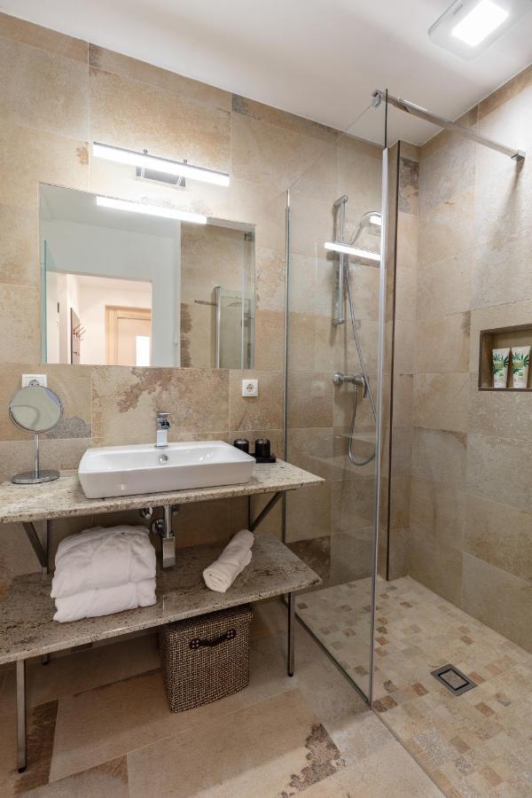 Pannonia Appartements 2 滨湖新锡德尔 外观 照片